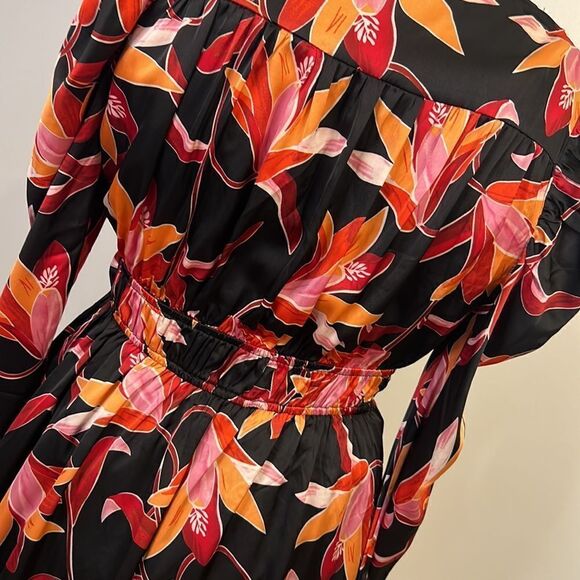 NWT entro Dramatic Black with Red Floral Print Mini Dress - Size Small - Picture 13 of 16